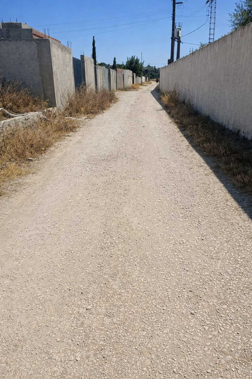Photo 1 of 4