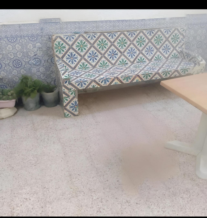 Photo 1 of 4