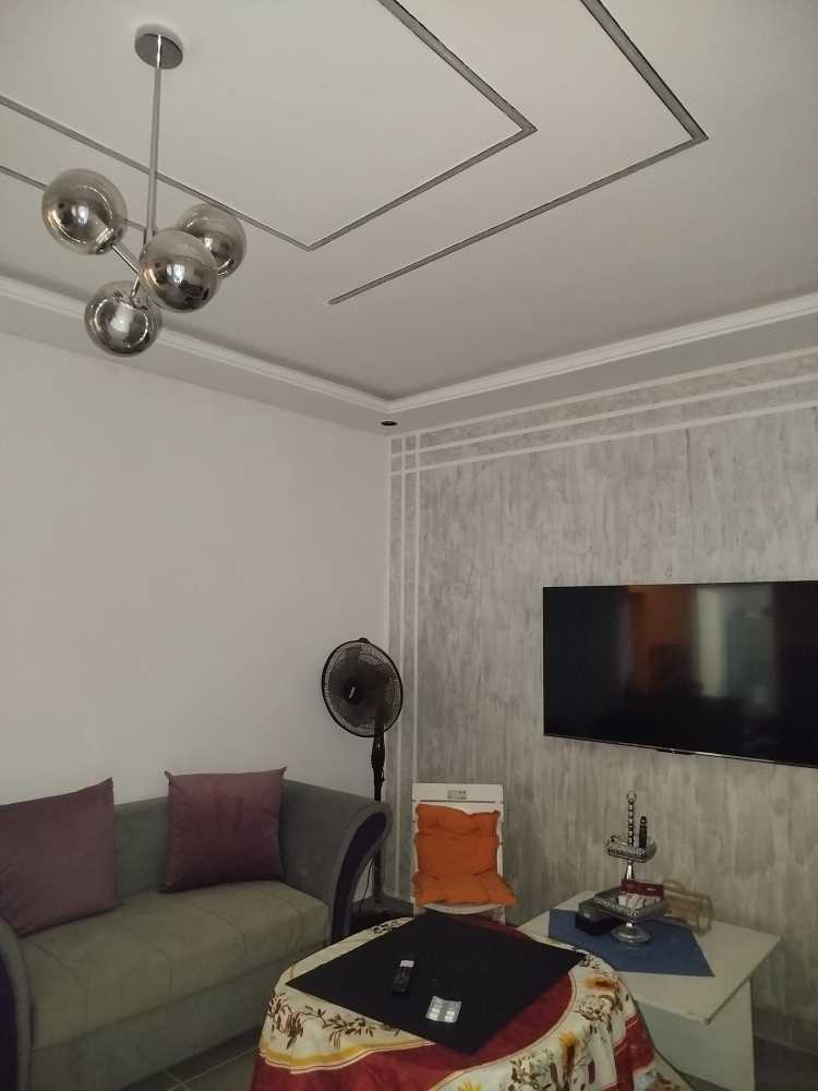 Photo 1 of 7