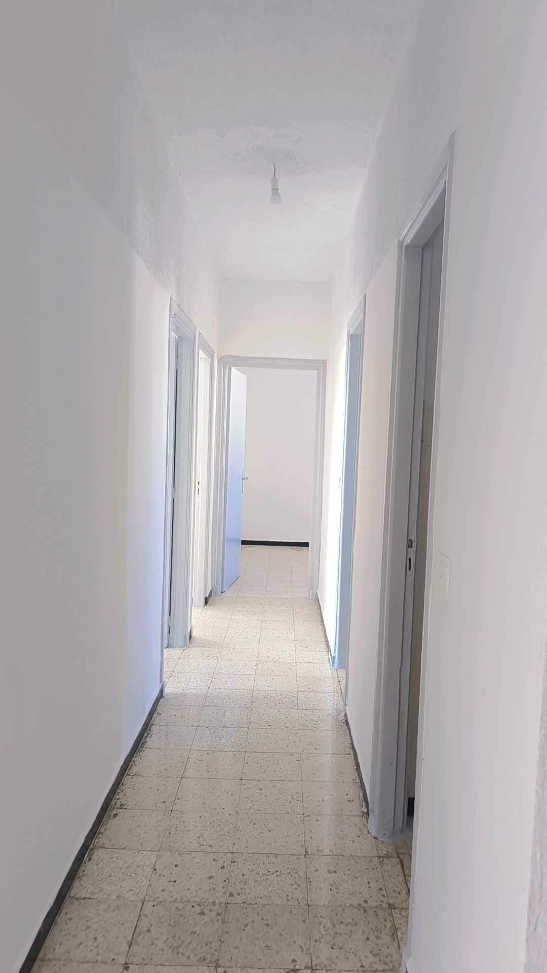 Photo 1 of 9