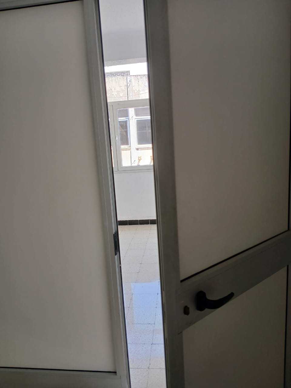 Photo 1 of 6