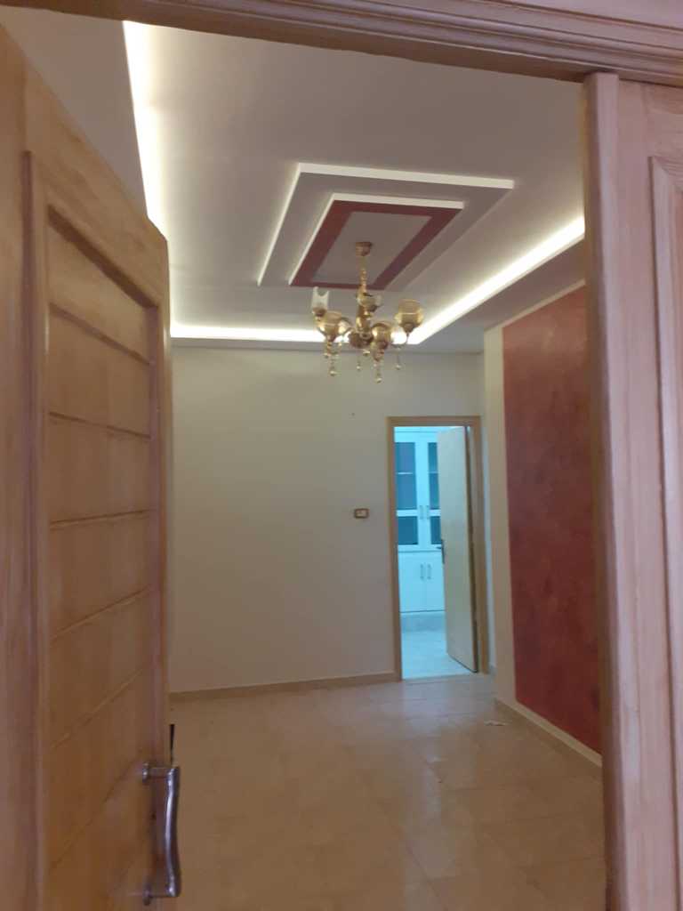 Photo 1 of 6