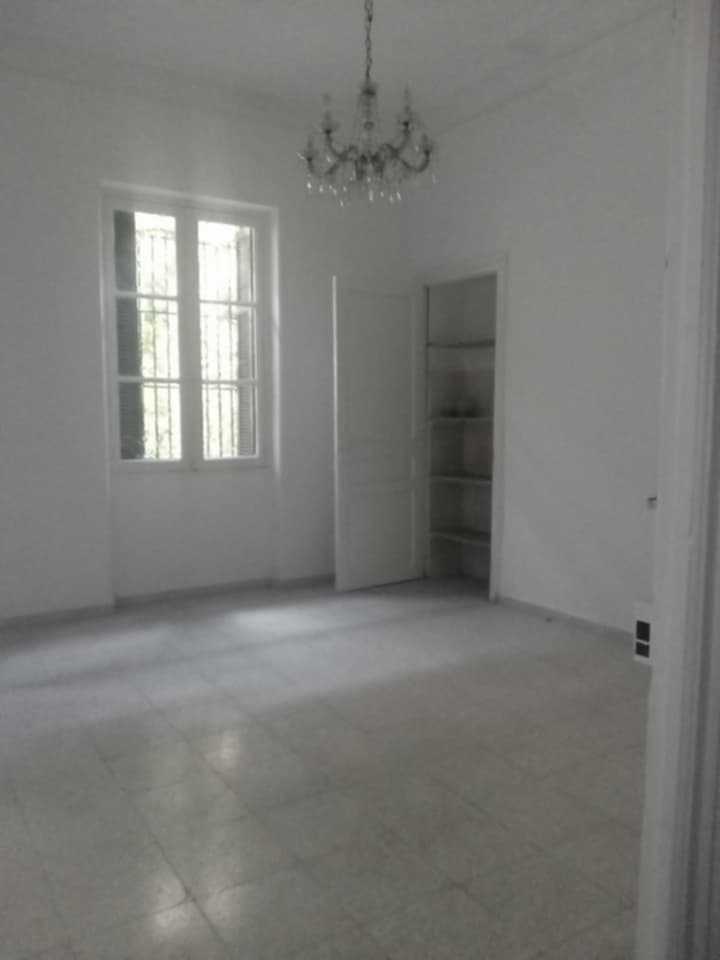 Photo 1 of 4