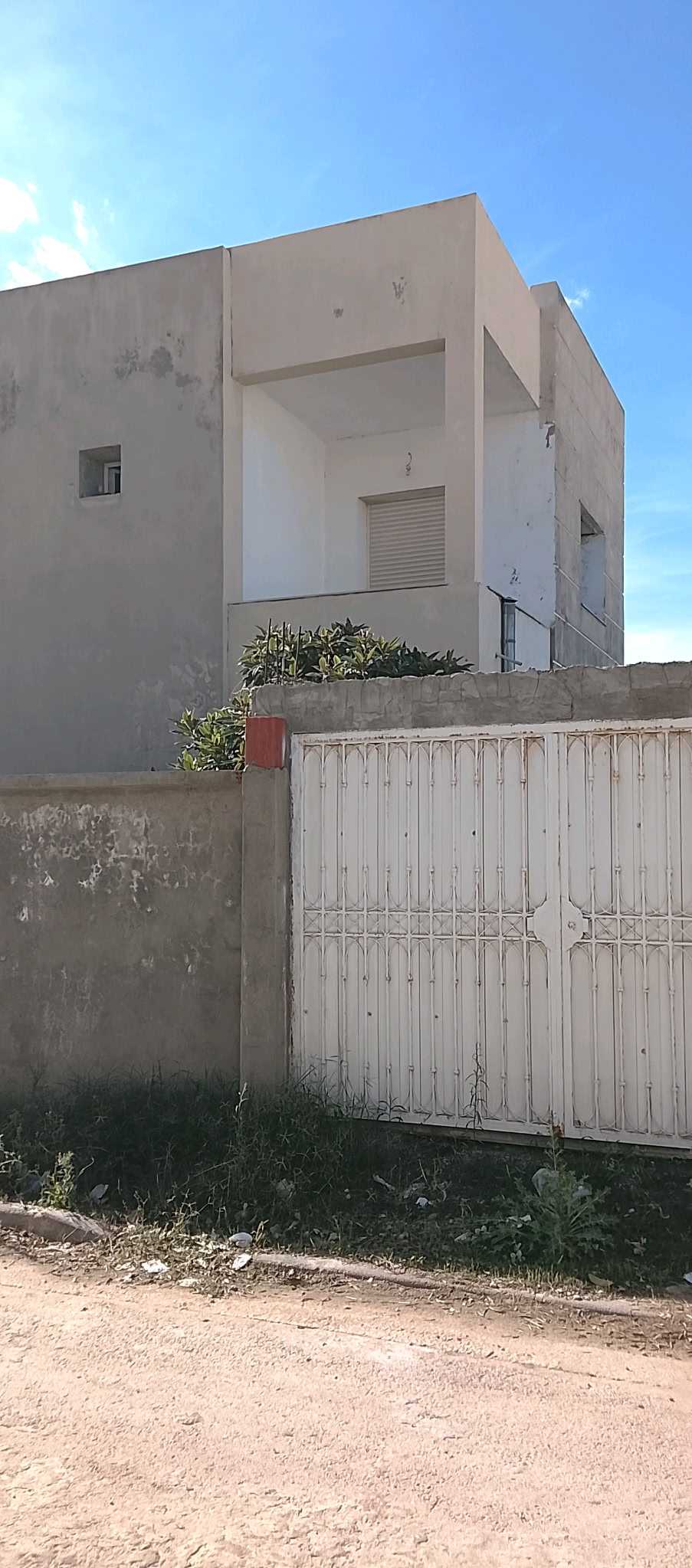 Photo 1 of 10