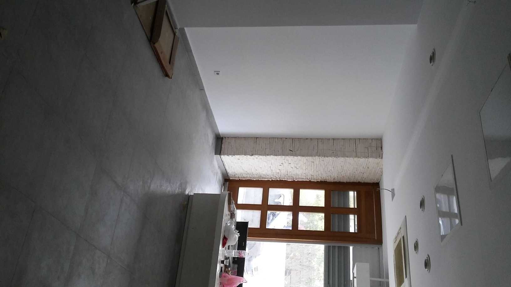 Photo 1 of 4