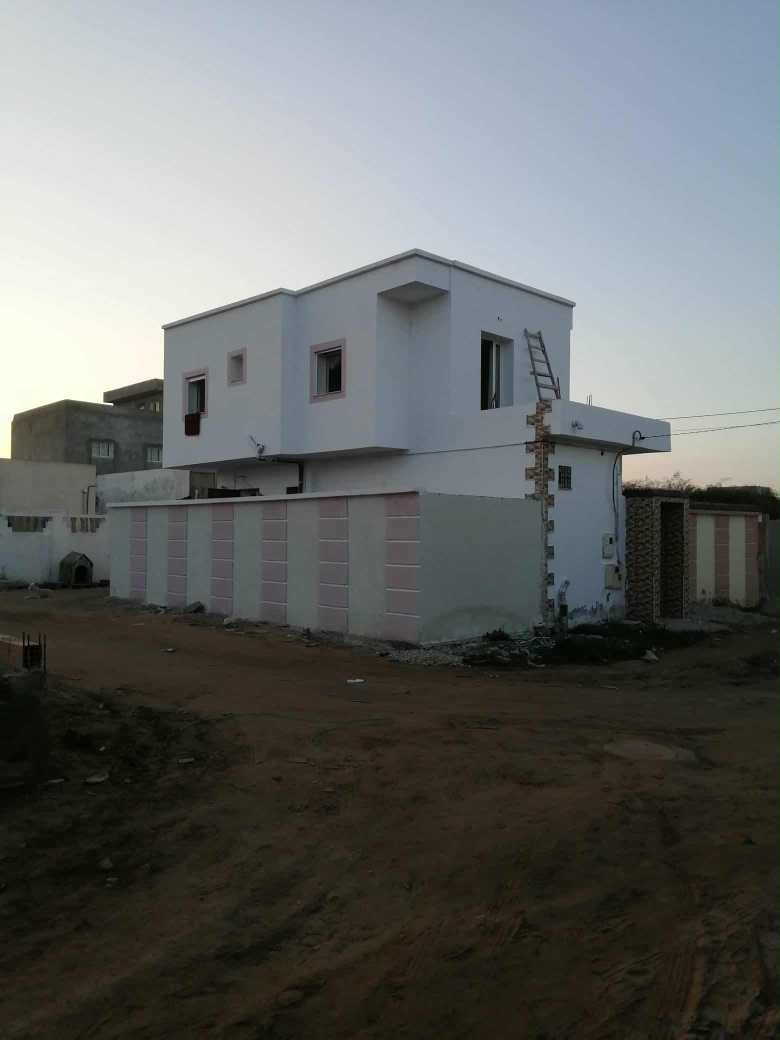 Photo 1 of 4