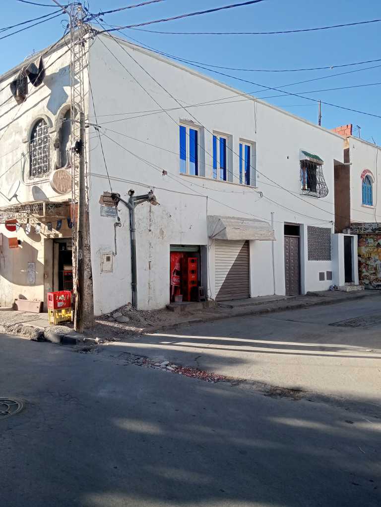 Photo 1 of 5