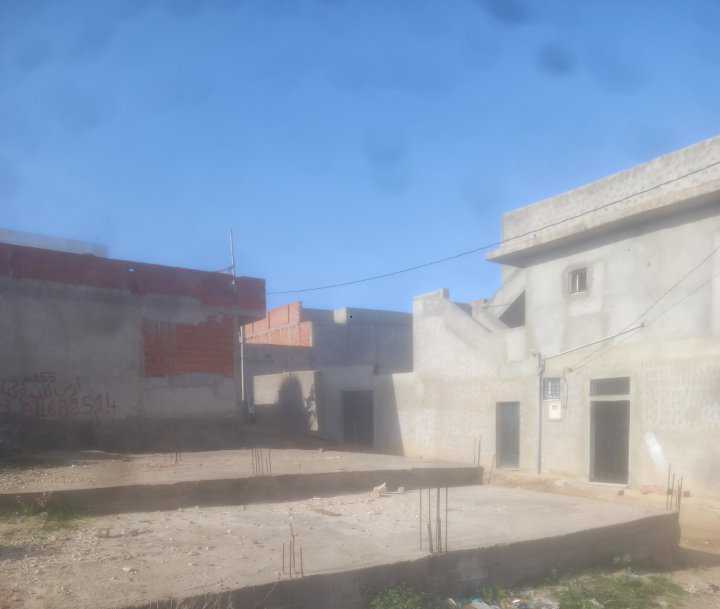 Photo 1 of 6