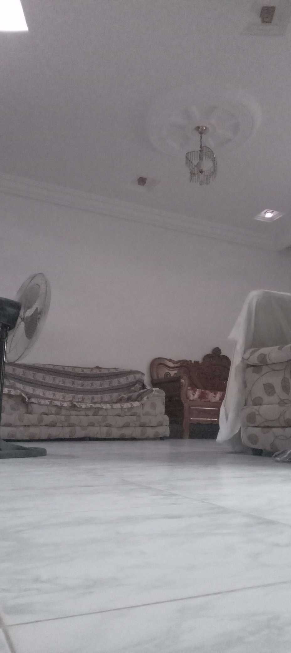 Photo 1 of 6