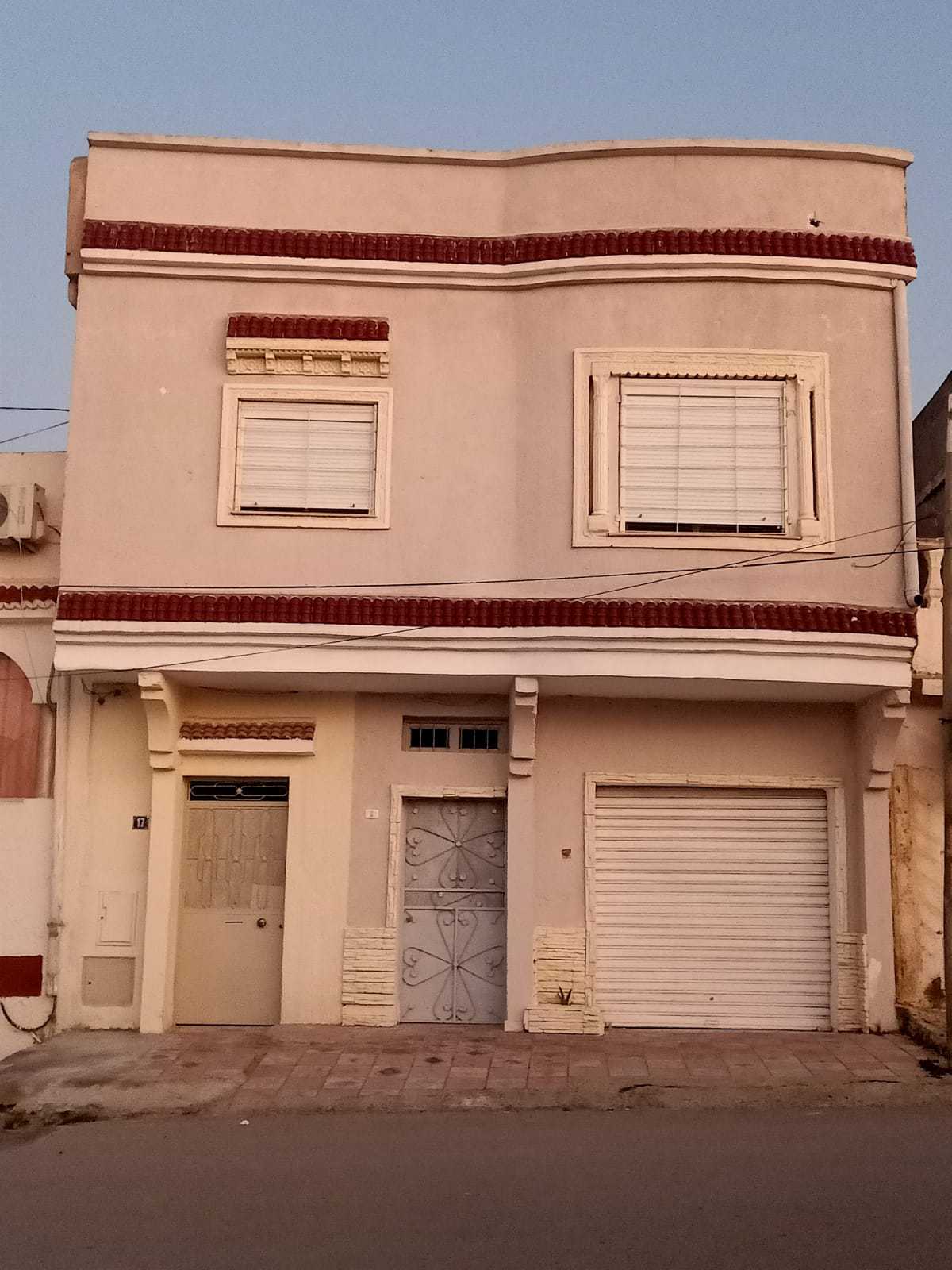 Photo 1 of 10