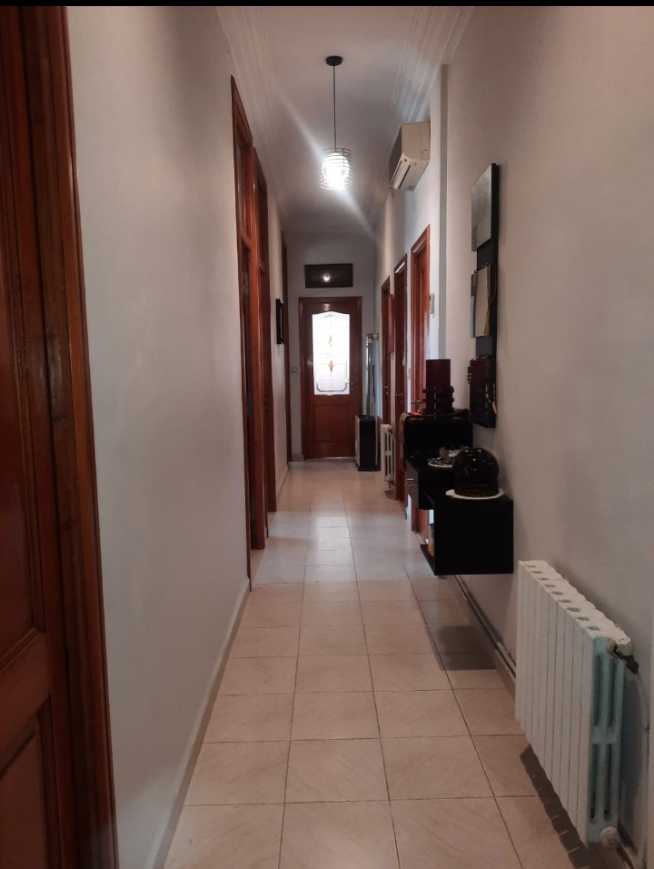 Photo 1 of 9