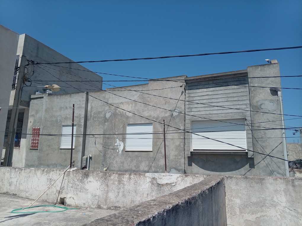 Photo 1 of 4