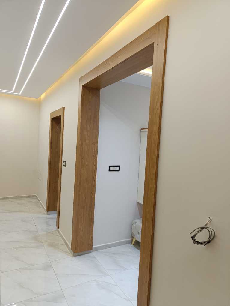 Photo 1 of 9