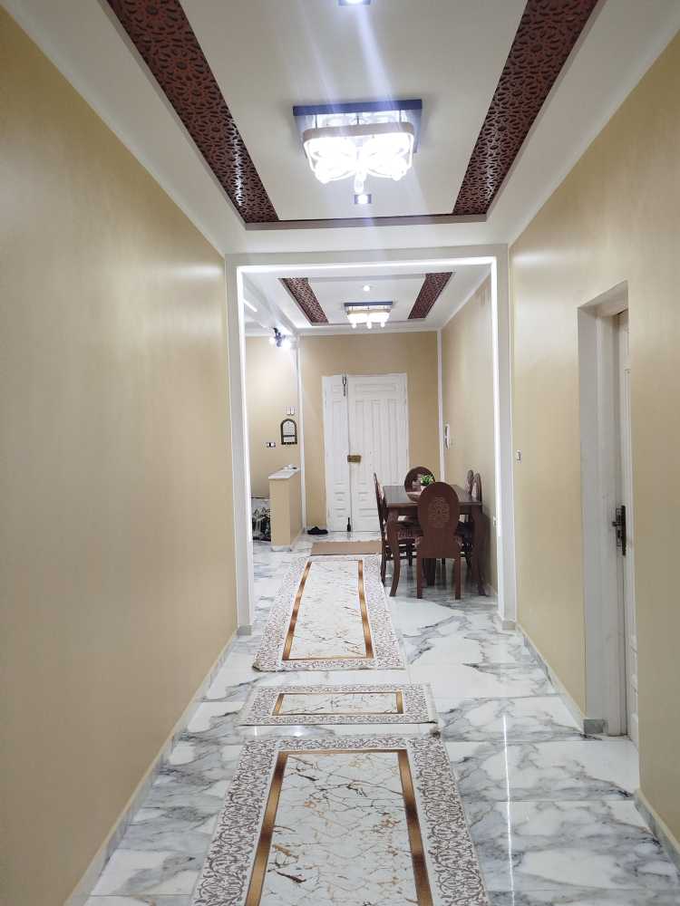 Photo 1 of 4